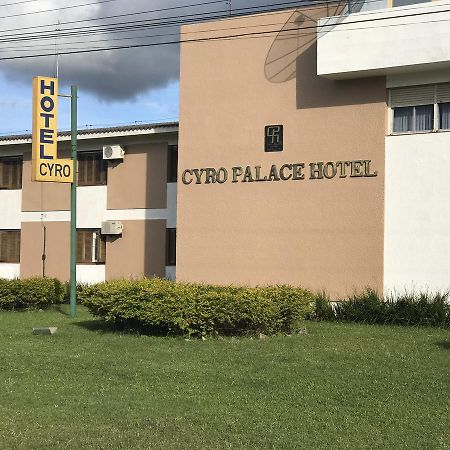 Cyro Hotel Cacapava do Sul Bagian luar foto