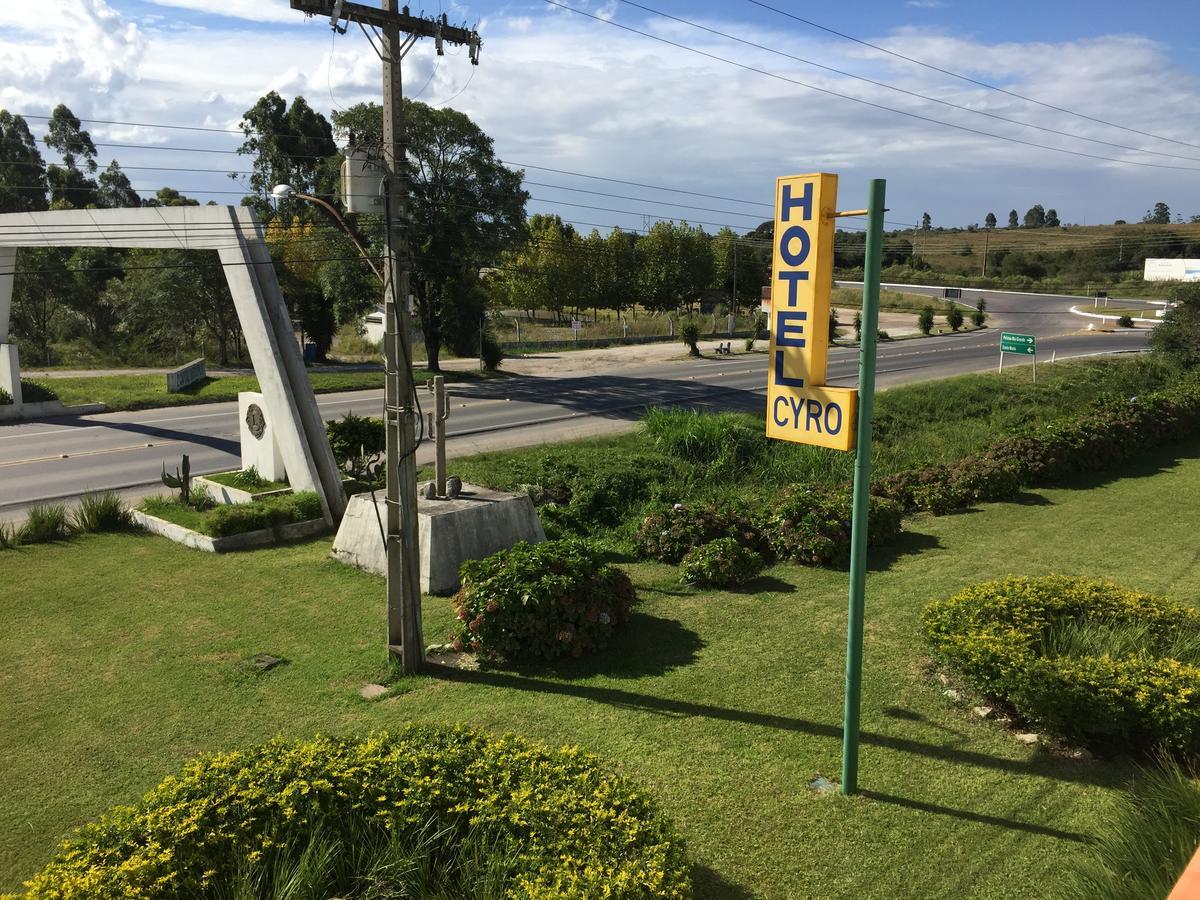Cyro Hotel Cacapava do Sul Bagian luar foto