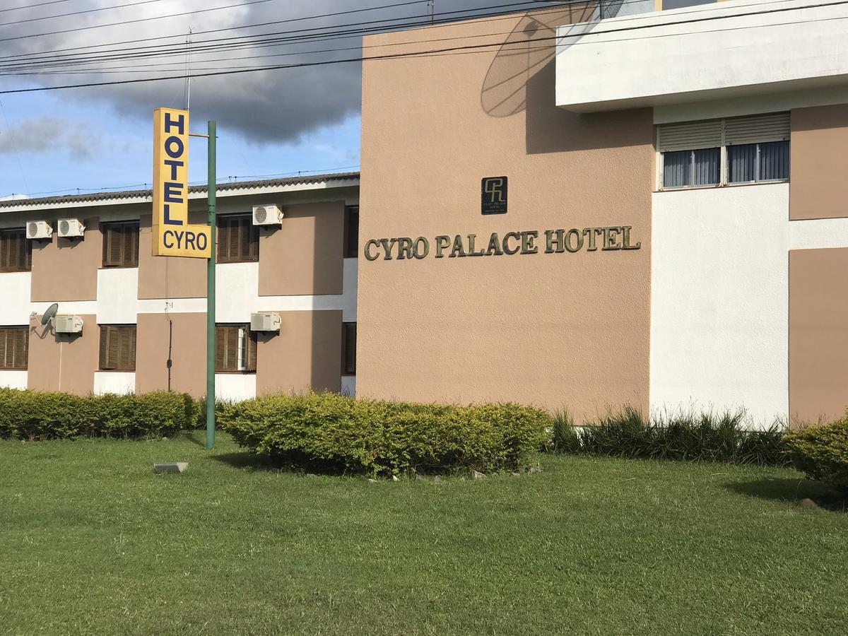 Cyro Hotel Cacapava do Sul Bagian luar foto